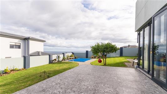 House For Sale in Le Grand Estate, George, Western Cape - M127487