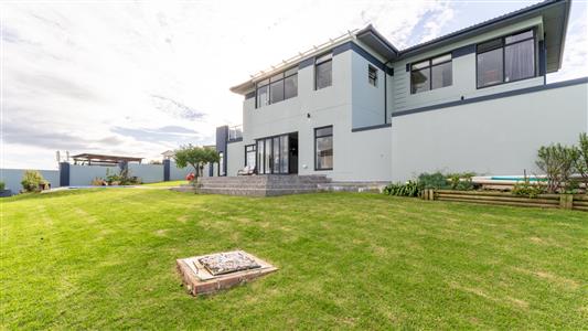 House For Sale in Le Grand Estate, George, Western Cape - M127487