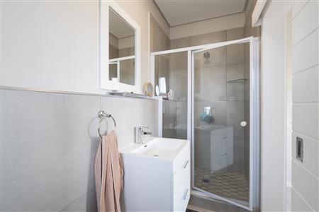 Apartment For Sale in Manor Estates, Ballito, KwaZulu Natal - M127490