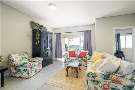 Apartment For Sale in Manor Estates, Ballito, KwaZulu Natal - M127490