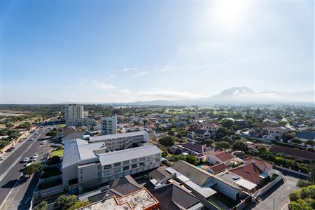 Apartment To Rent in Strand North, Strand, Western Cape - M127479