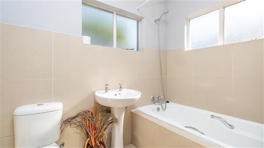House To Rent in Fontainebleau, Randburg, Gauteng - M127484