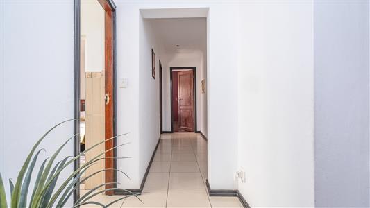 House To Rent in Fontainebleau, Randburg, Gauteng - M127484