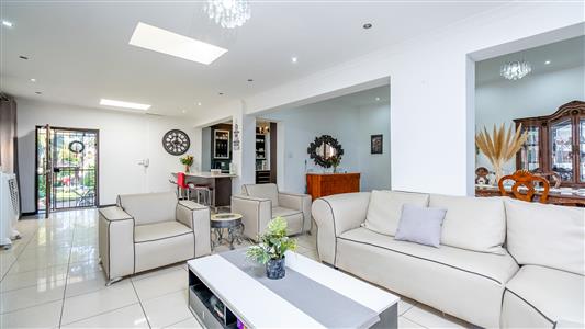 House To Rent in Fontainebleau, Randburg, Gauteng - M127484