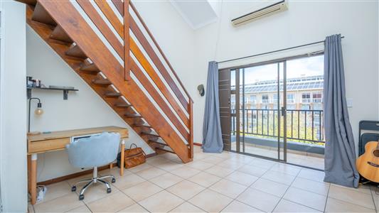 Apartment For Sale in Hillcrest, Pretoria, Gauteng - M127497