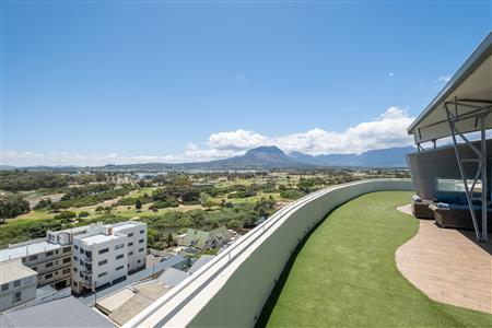 Apartment For Sale in Strand North, Strand, Western Cape - M127501