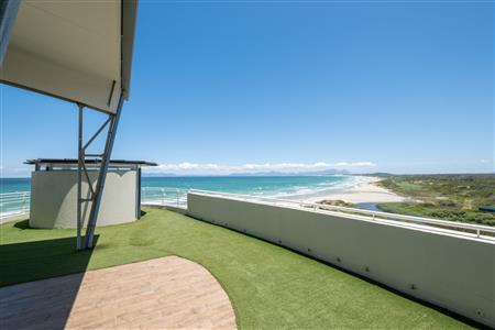 Apartment For Sale in Strand North, Strand, Western Cape - M127501