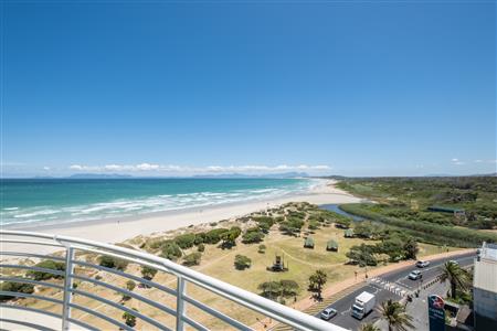 Apartment For Sale in Strand North, Strand, Western Cape - M127501