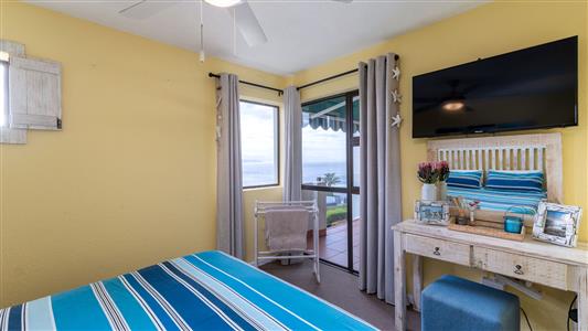 False - Apartment For Sale in Plettenberg Bay Central, Plettenberg Bay, Western Cape - M127500