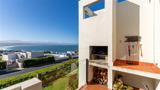 False - Apartment For Sale in Plettenberg Bay Central, Plettenberg Bay, Western Cape - M127500