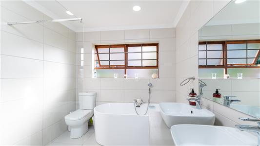 House For Sale in Rensburg Estate, Bergsig, Groot Brakrivier, Western Cape - M127514