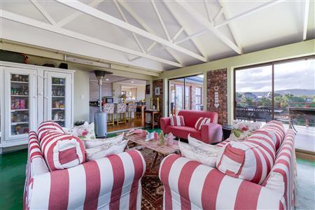 House For Sale in Rensburg Estate, Bergsig, Groot Brakrivier, Western Cape - M127514