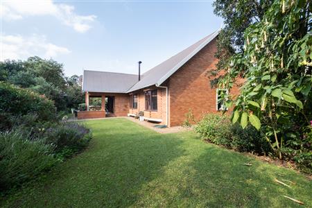 House For Sale in Leonard, Hilton, KwaZulu Natal - M127507