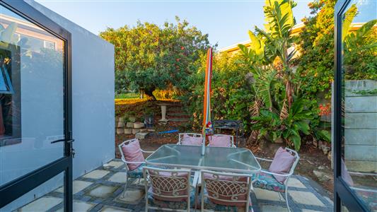 House Sold in Die Wingerd, Somerset West, Western Cape - M127504
