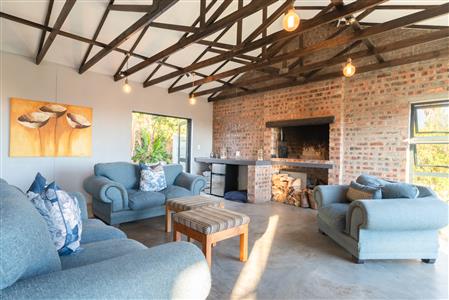 House Sold in Die Wingerd, Somerset West, Western Cape - M127504