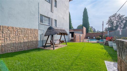 Apartment For Sale in Linden, Randburg, Gauteng - M127513