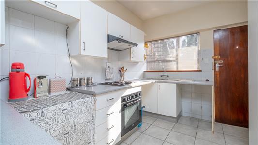 Apartment For Sale in Linden, Randburg, Gauteng - M127513