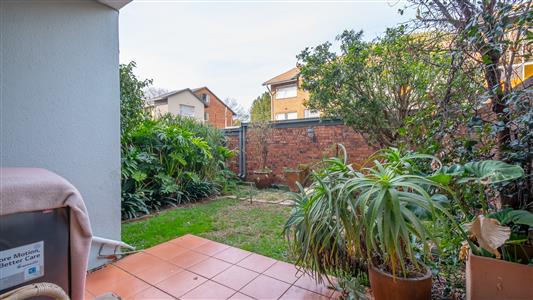Apartment For Sale in Linden, Randburg, Gauteng - M127513