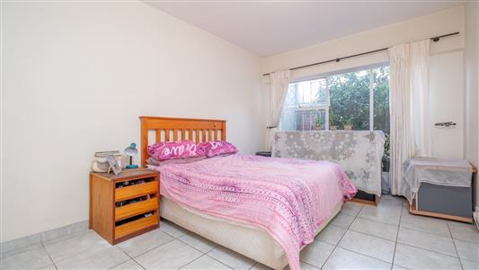 Apartment For Sale in Linden, Randburg, Gauteng - M127513