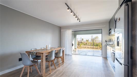 Townhouse To Rent in Newinbosch, Cloetesville, Stellenbosch, Western Cape - M127525