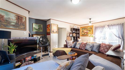House To Rent in Paarl Central East, Paarl Central, Paarl, Western Cape - M127530