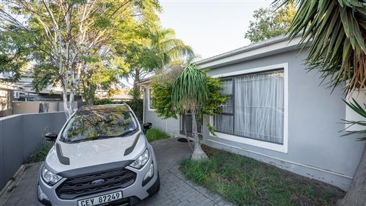 House To Rent in Paarl Central East, Paarl Central, Paarl, Western Cape - M127530