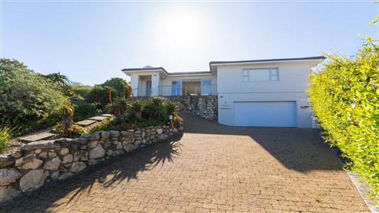 False - House For Sale in Yzerfontein, Western Cape - M127522