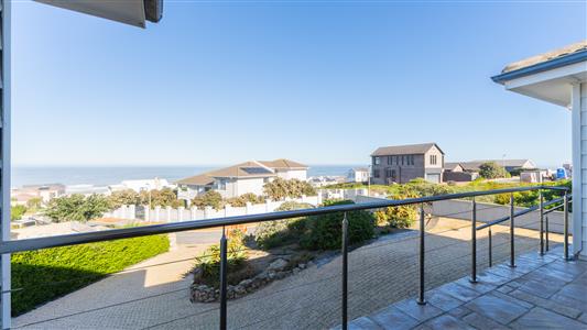 False - House For Sale in Yzerfontein, Western Cape - M127522