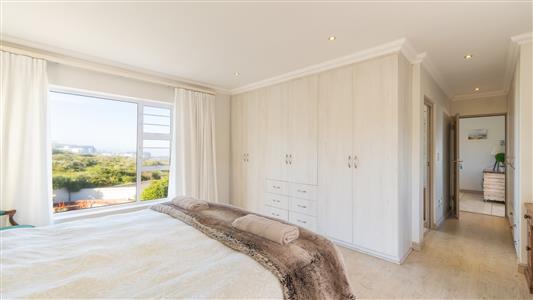 False - House For Sale in Yzerfontein, Western Cape - M127522