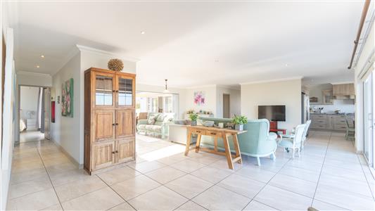 False - House For Sale in Yzerfontein, Western Cape - M127522