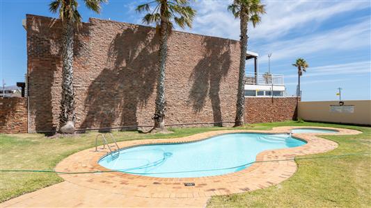 Apartment To Rent in Van Ryneveld, Strand, Western Cape - M127532
