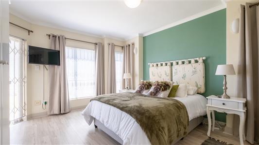 False - Apartment For Sale in Strand North, Strand, Western Cape - M123211