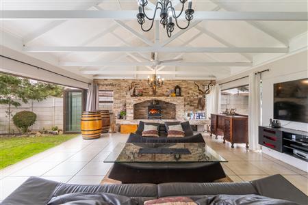 False - House For Sale in Rouxville, Kuils River, Western Cape - M127538
