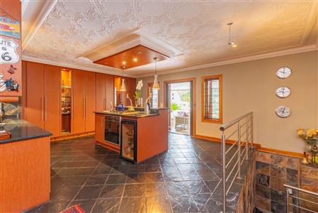 False - House For Sale in Heidelberg Central, Heidelberg, Gauteng - M110164