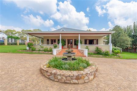 False - House For Sale in Heidelberg Central, Heidelberg, Gauteng - M110164
