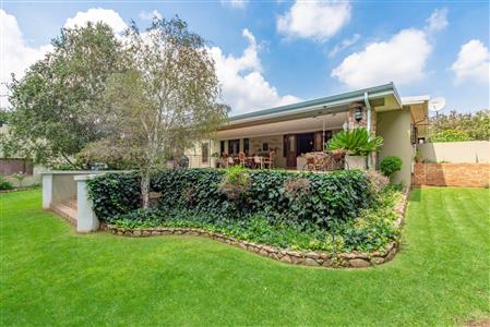 False - House For Sale in Heidelberg Central, Heidelberg, Gauteng - M110164