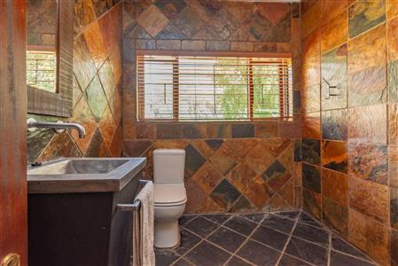 False - House For Sale in Heidelberg Central, Heidelberg, Gauteng - M110164