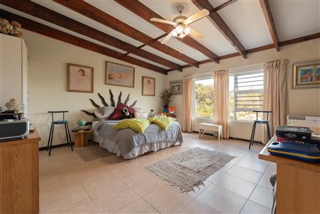 False - House For Sale in Bettys Bay, Western Cape - M123075