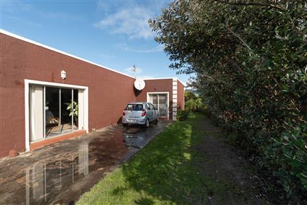 False - House For Sale in Bettys Bay, Western Cape - M123075