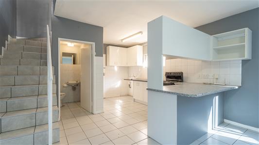 House To Rent in Paarl North, Paarl, Western Cape - M127542