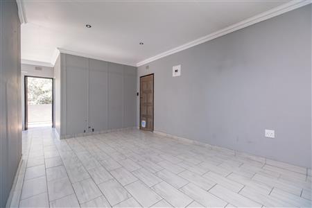 House Unavailable in Witpoortjie, Roodepoort, Gauteng - M127540