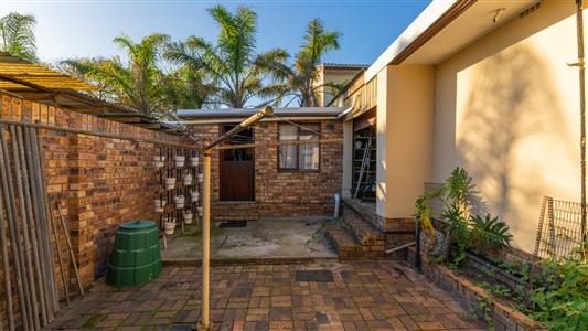 False - House For Sale in Amandelrug, Kuils River, Western Cape - M127537