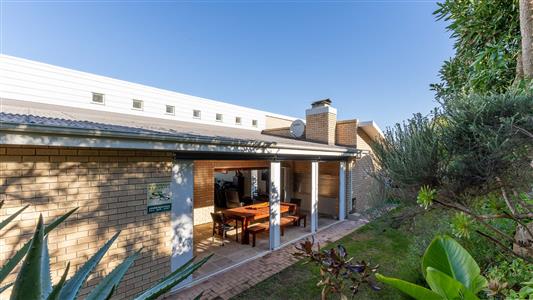 House For Sale in Pienaarstrand, Groot Brakrivier, Western Cape - M127545