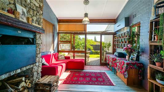 House For Sale in Riversdale, Western Cape - M123139