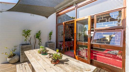 House For Sale in Riversdale, Western Cape - M123139