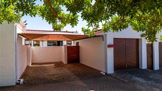 House For Sale in Riversdale, Western Cape - M123139