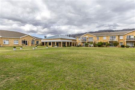 False - Apartment For Sale in Gordons Bay Central, Gordons Bay, Western Cape - M127555