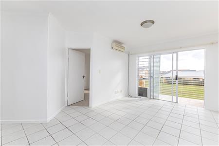 False - Apartment For Sale in Gordons Bay Central, Gordons Bay, Western Cape - M127555