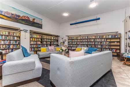 False - Apartment For Sale in Gordons Bay Central, Gordons Bay, Western Cape - M127555