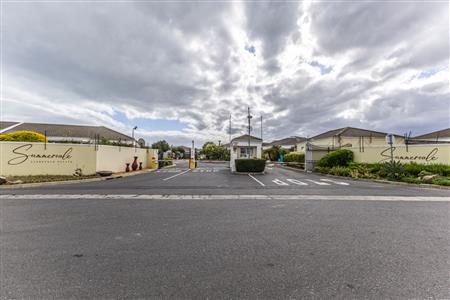False - Apartment For Sale in Gordons Bay Central, Gordons Bay, Western Cape - M127555